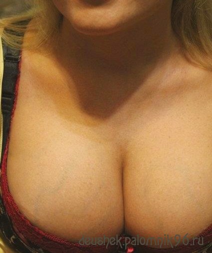Клуб с девушками в Семёновке